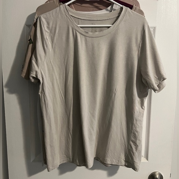 Kyte Baby Oat Crew Neck Tee - Picture 2 of 2